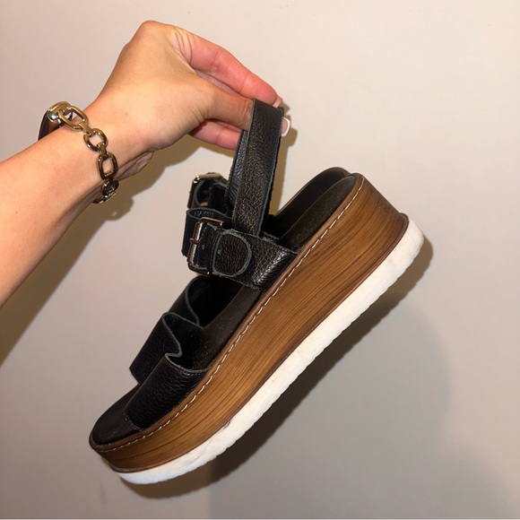 L’Intervalle Black Leather Platform Sandals - Picture 3 of 5